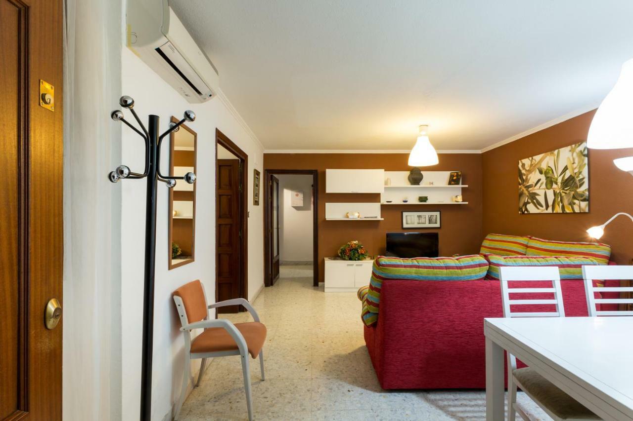 Apartmán Holi-Rent Albareda Sevilla Exteriér fotografie