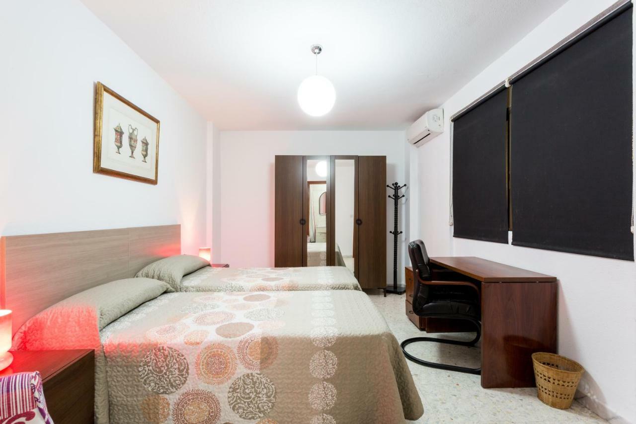 Apartmán Holi-Rent Albareda Sevilla Exteriér fotografie