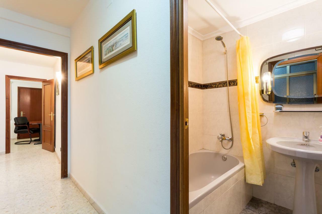 Apartmán Holi-Rent Albareda Sevilla Exteriér fotografie