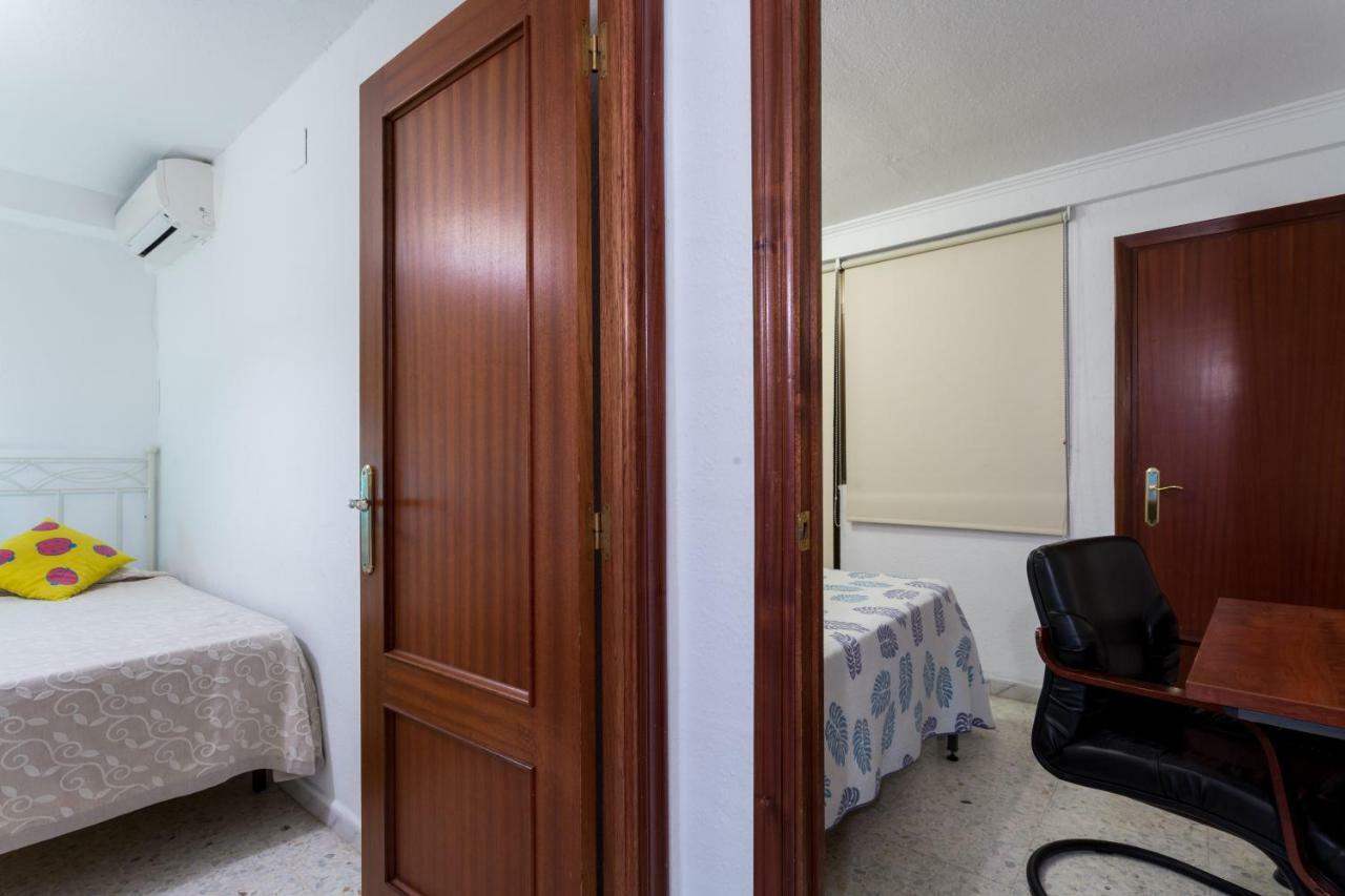 Apartmán Holi-Rent Albareda Sevilla Exteriér fotografie